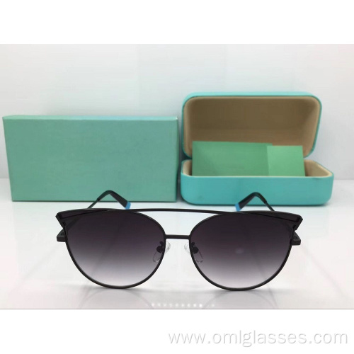 Stylish Colorful Cat Eye Sunglasses For Women